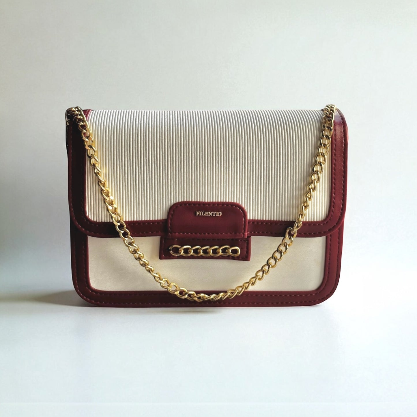 Ribbed textured sling